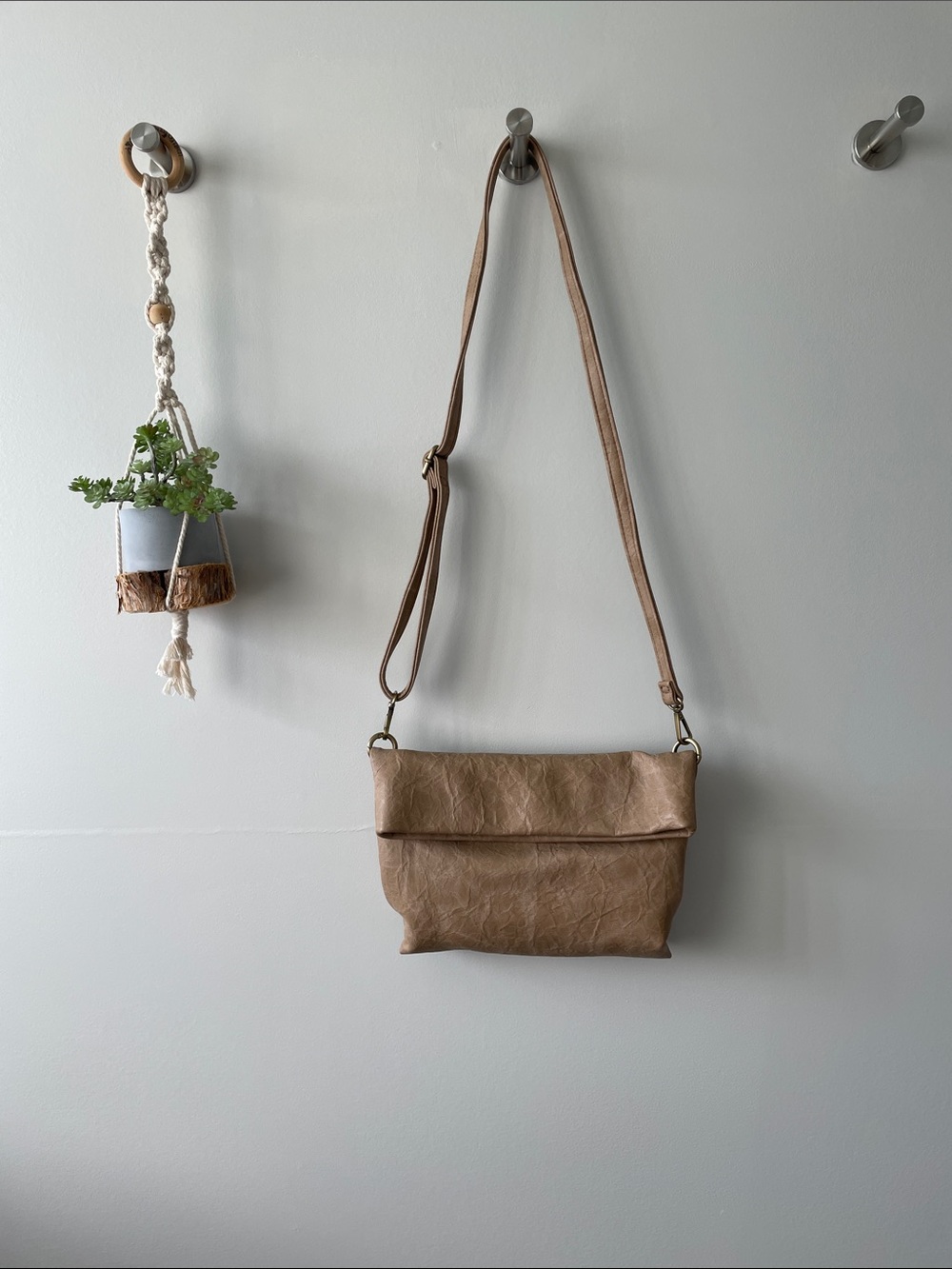 NWT Anthropologie Classic Fold-Over Crossbody Bag in Neutral Tan
